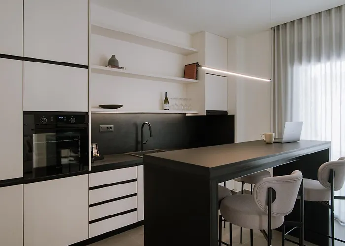 Kleopatra Homes Apartament Messíni