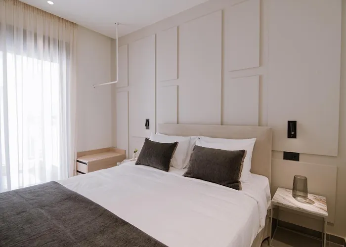 Kleopatra Homes